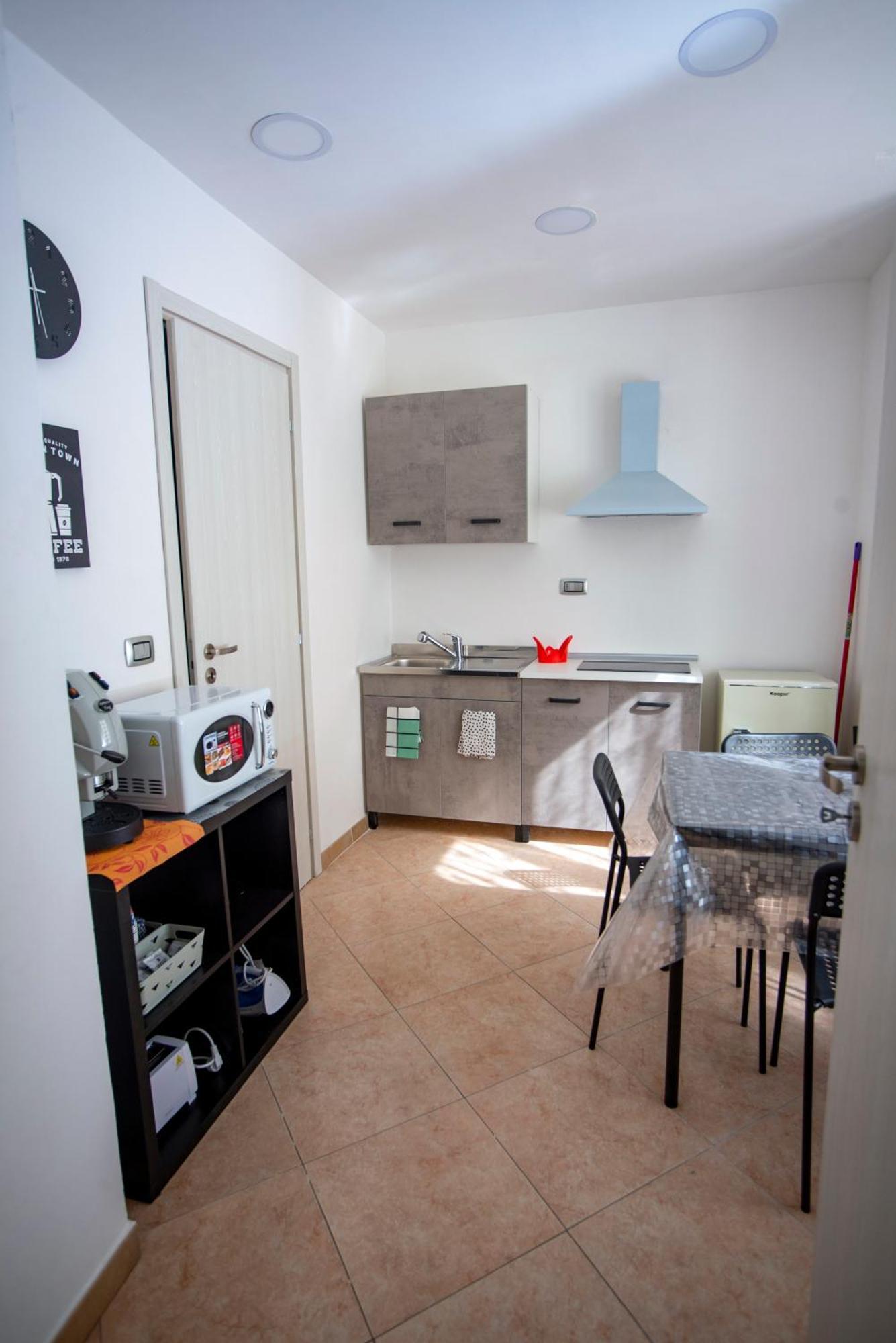 Na City Rooms Naples Luaran gambar