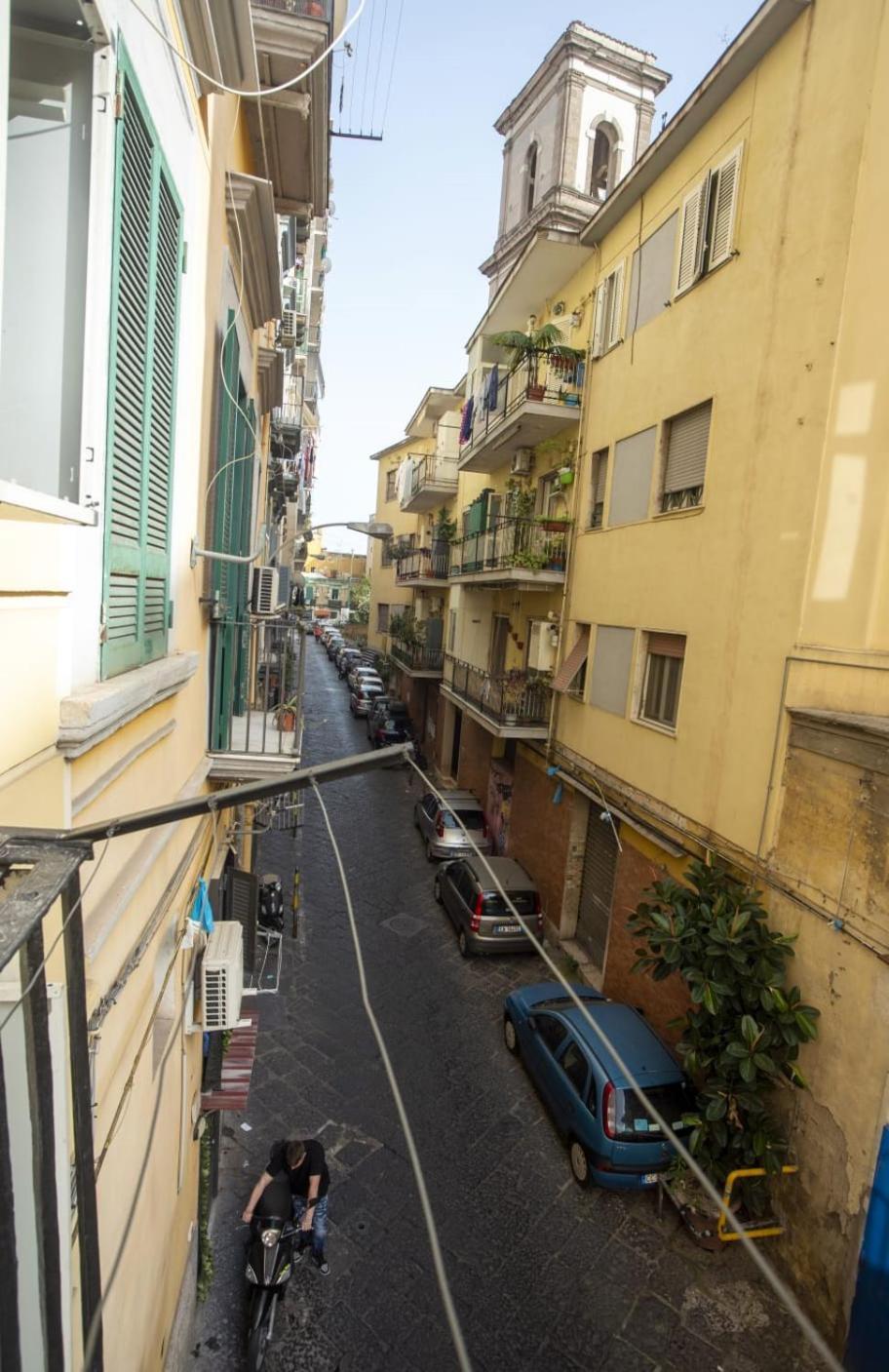 Na City Rooms Naples Luaran gambar